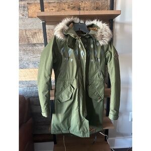 Burton Dryride Jacket with Fur Hood size XS